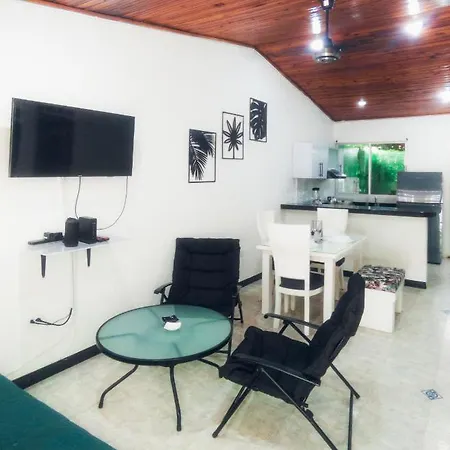 Casa de descanso con Jacuzzi privado - Girardot Exterior foto
